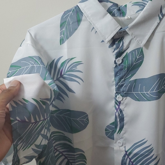 Vintage HAWAIIAN FLORAL SHIRT SLIM FIT SIZE S - Picture 4 of 8